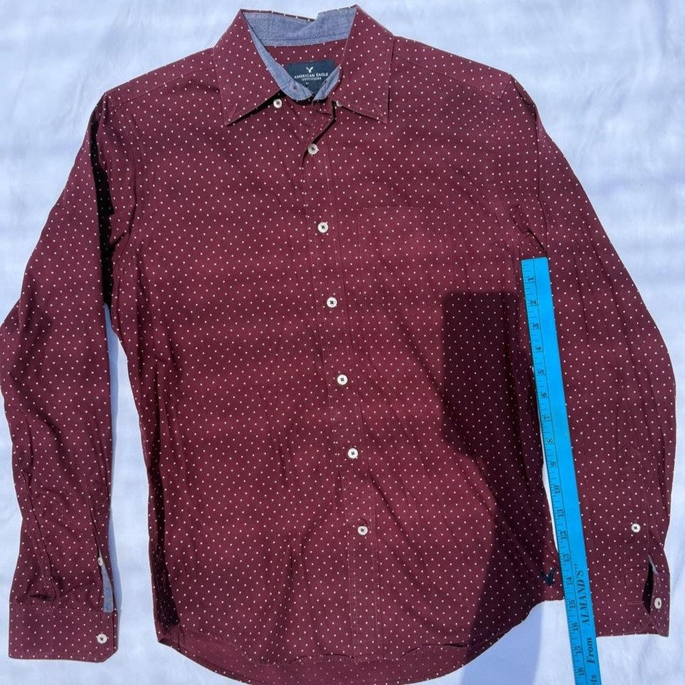 American Eagle Men's Button Down Shirt Size XS Burgundy Polka Dot Long Sleeve